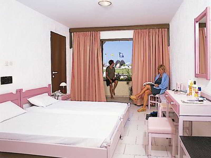Carolina Mare Hotel Malia  Ngoại thất bức ảnh